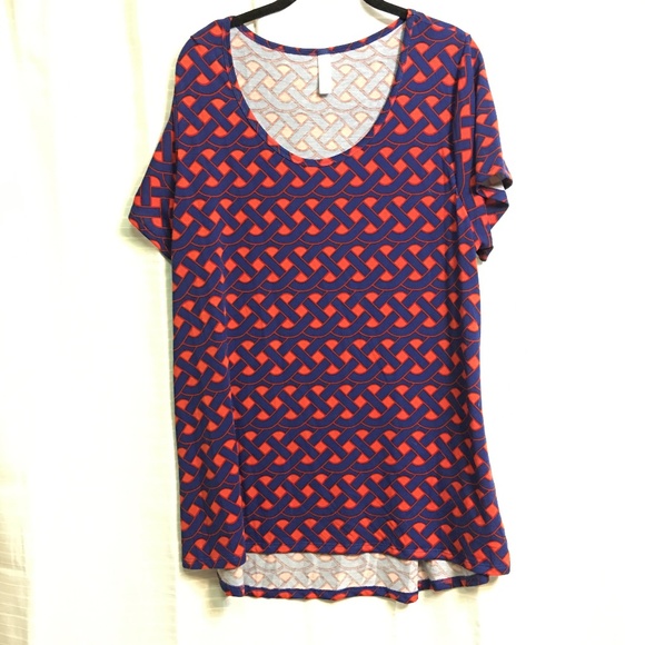 LuLaRoe Tops - Lularoe 2xl Classic Tee